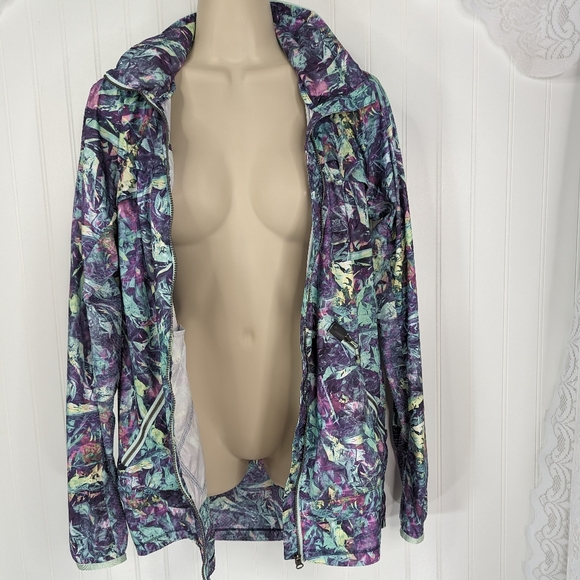 LULULEMON Miss Misty Jacket II in Iridescent Multi Sz 6 - Picture 10 of 16